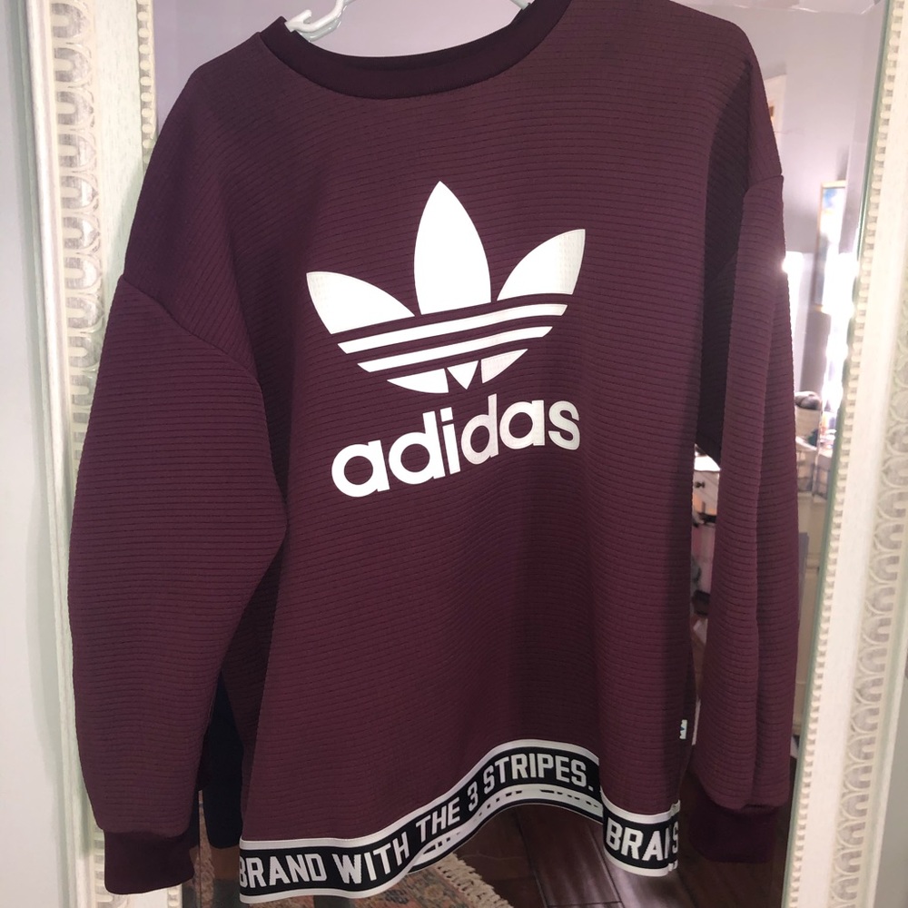 Adidas maroon sweatshirt